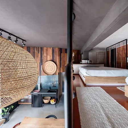 Nyu Domo Bed & Breakfast Sedilo